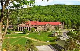 Mountain Lake Resort