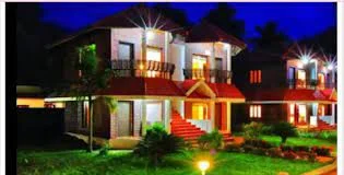 Doves Goldfield Lake Resort In Kumarakom